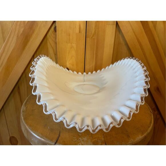 FENTON ART GLASS SILVER CREST 12" DIAMETER LOW FOOTED BANANA BOWL (8725) - Picture 5 of 12